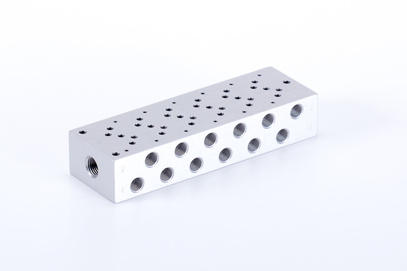 R 508 304
