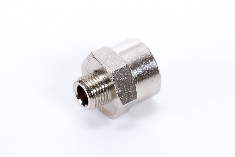 Double reducing nipples, 1 x male thread (small), 1 x female thread (big)