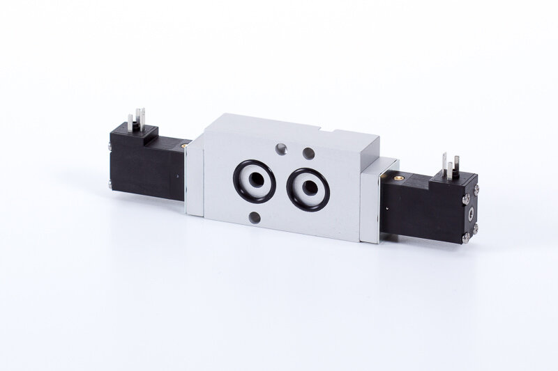 MNK 531 701 - 12 DC