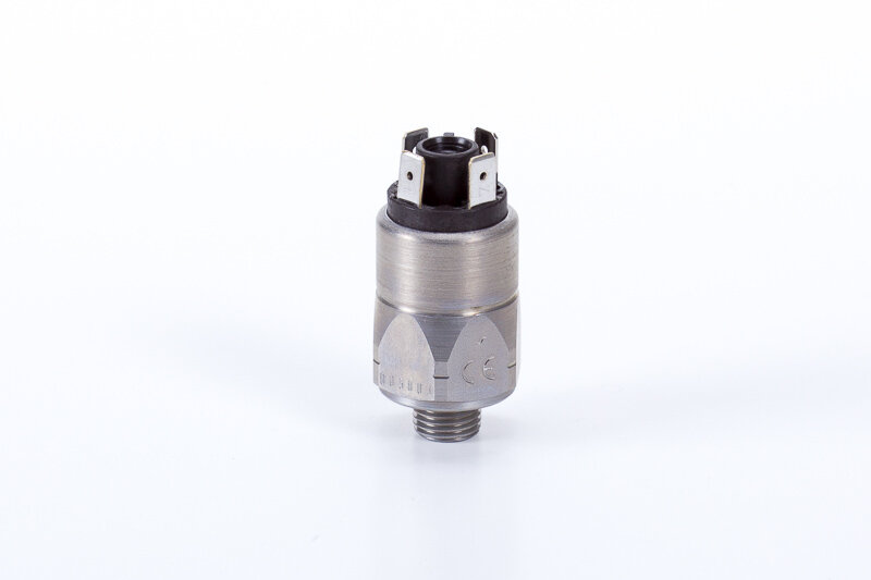 Male thread G 1/4"
