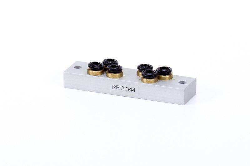 Clamping rings for compression fittings